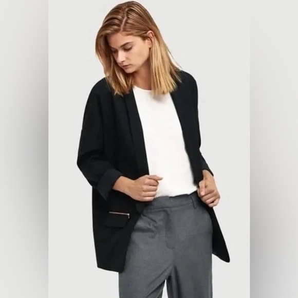 Kit and Ace Black Blazer Borrowed From The Boys Relaxed Pockets - Picture 2 of 6